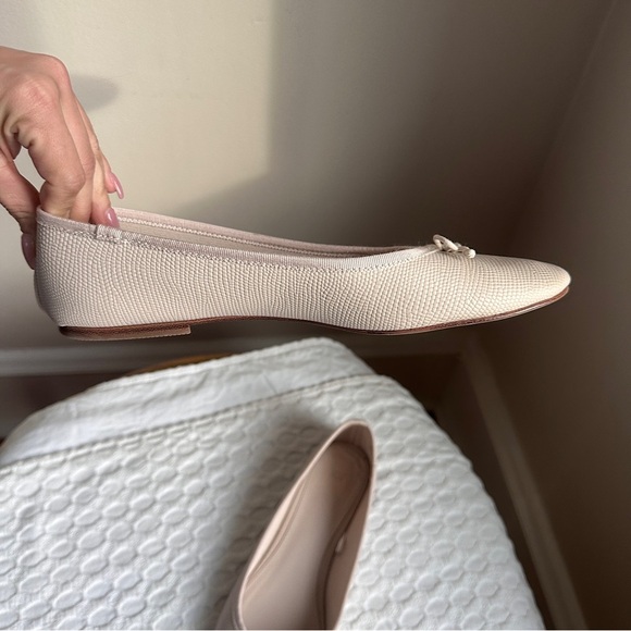 3/$20 💥 H&M Neutral Beige Slip On Ballet Flats Shoes w/ Bow Sz 11 - Picture 8 of 13